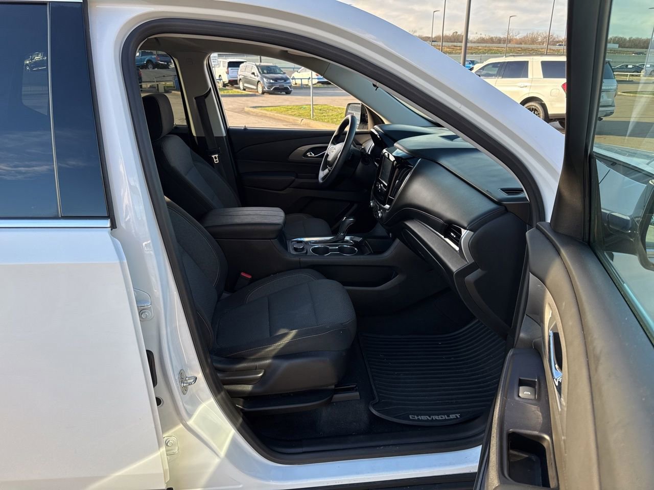 Used 2018 Chevrolet Traverse LS image 13