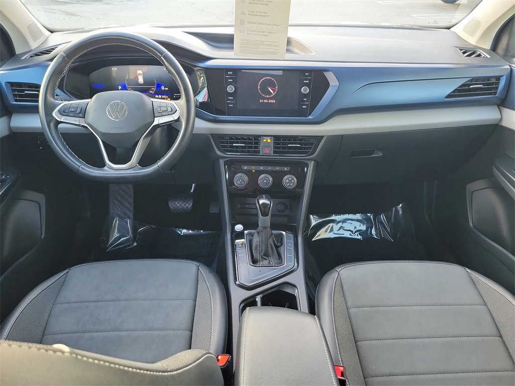 Certified 2023 Volkswagen Taos SE w/ Black Wheel Package image 9