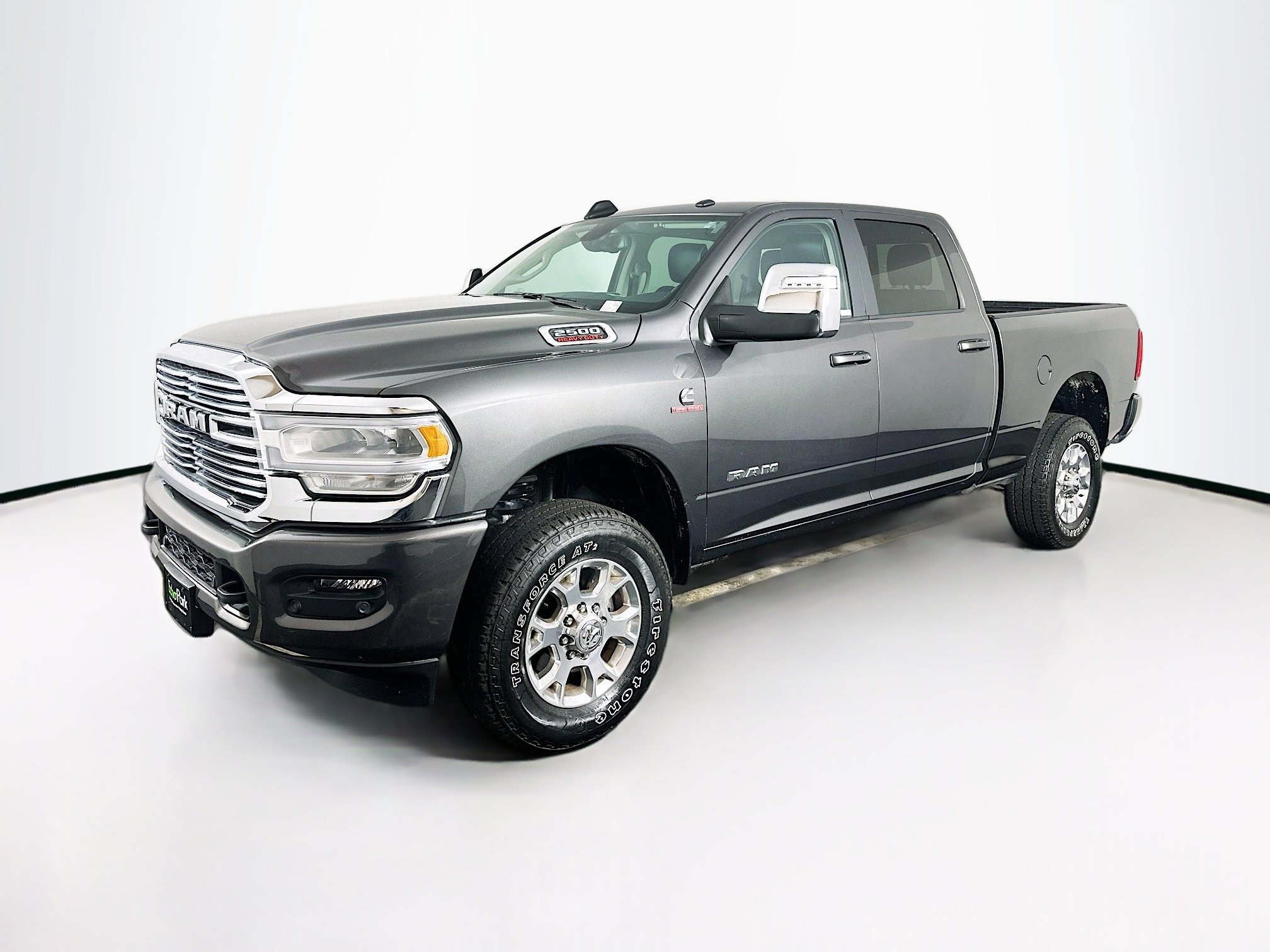 Used 2024 RAM 2500 Laramie image 3