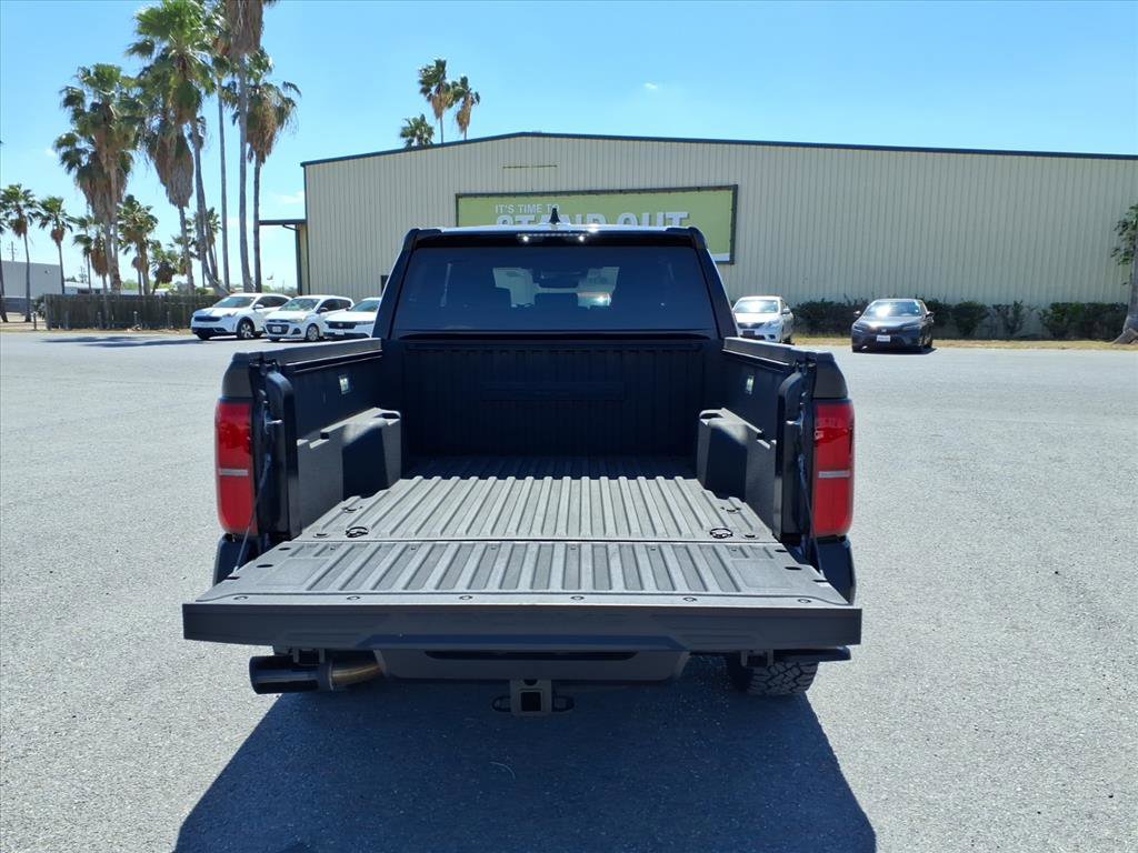 Used 2025 Toyota Tacoma TRD Sport image 28