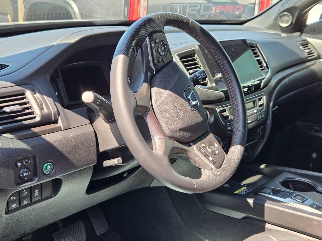 Used 2024 Honda Passport TrailSport image 7