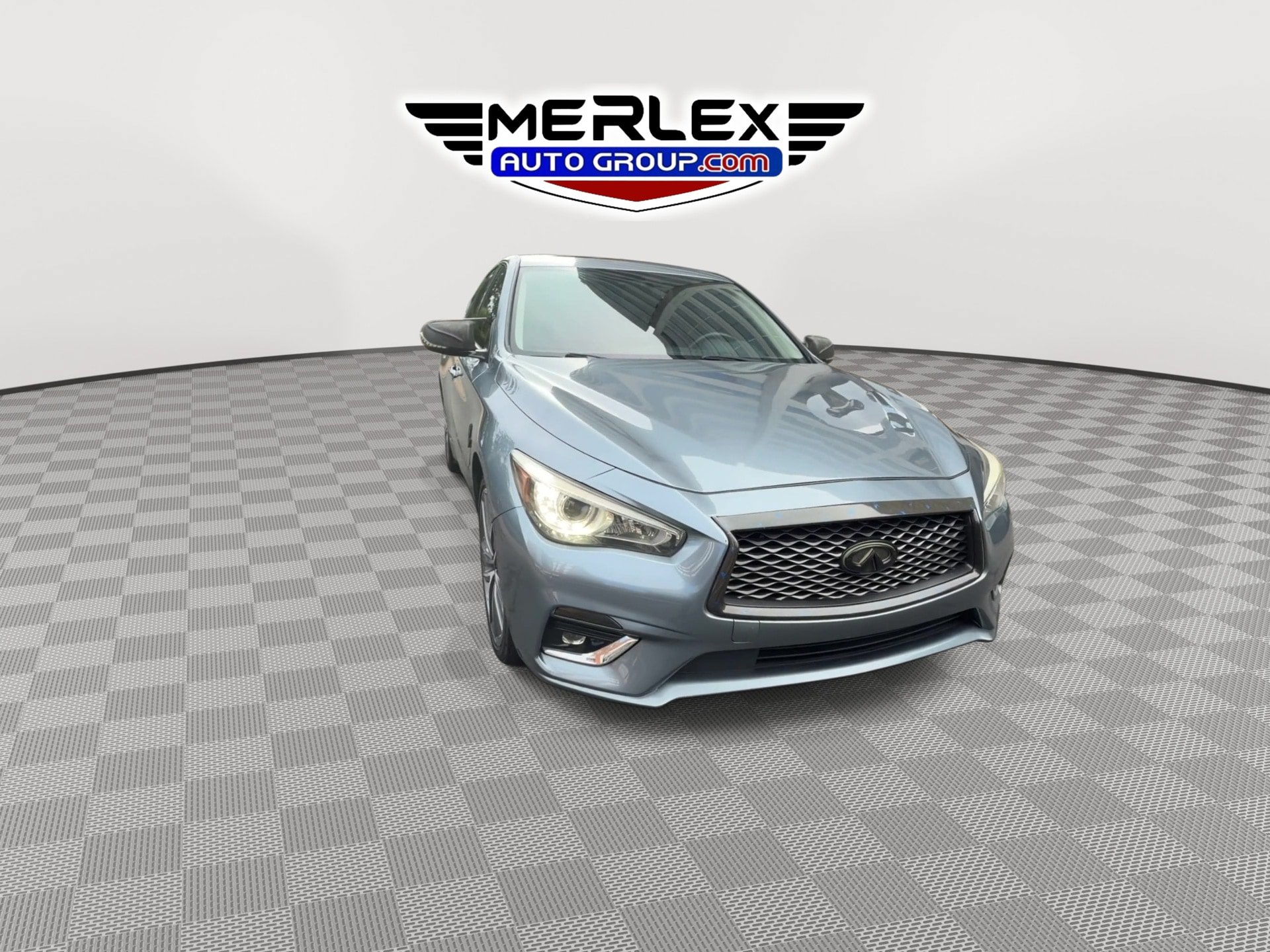 Used 2019 INFINITI Q50 Luxe RWD image 2