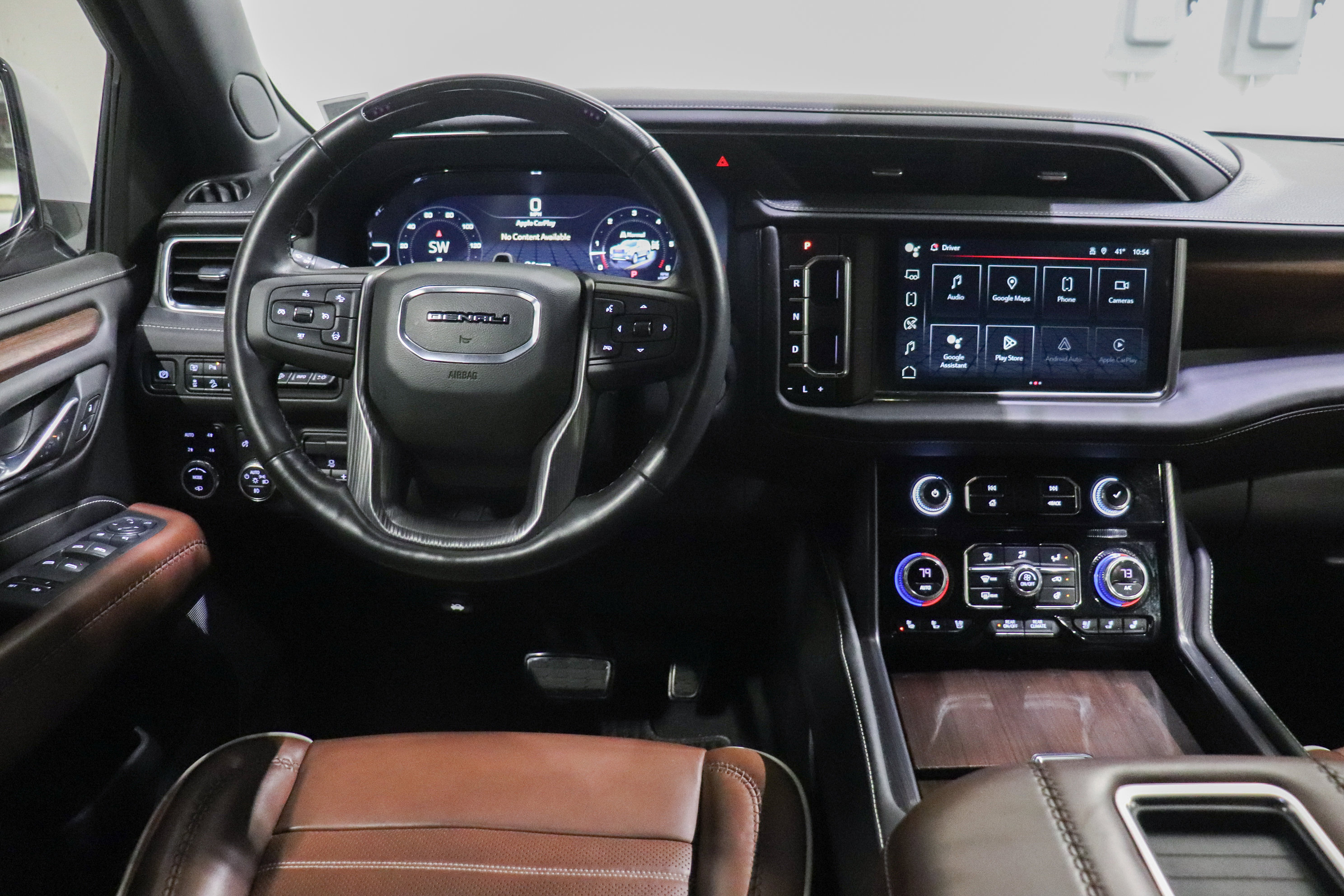 Used 2023 GMC Yukon Denali Ultimate image 30