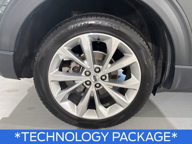 Used 2022 Ford Explorer Platinum w/ Equipment Group 601A image 10