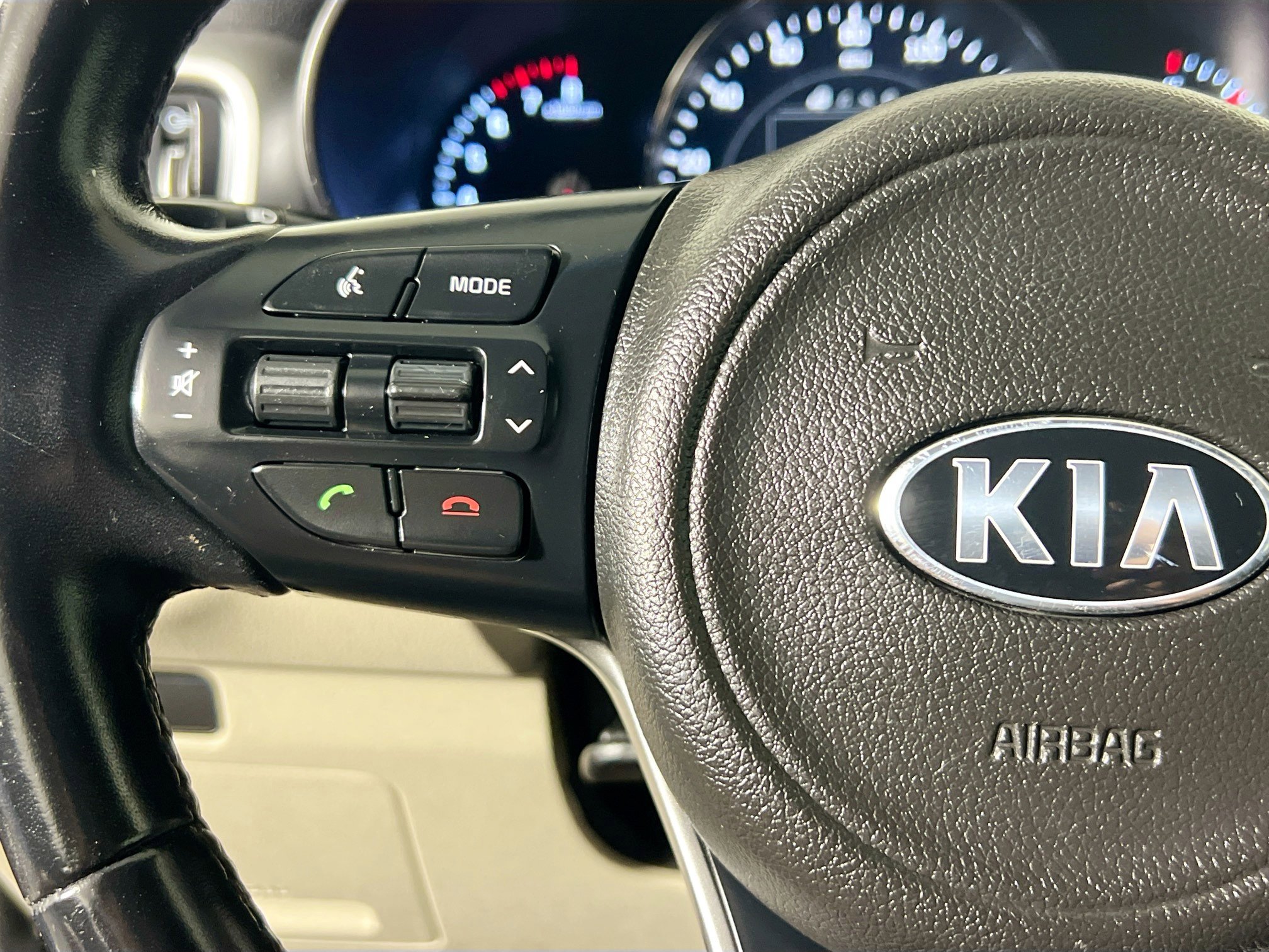 Used 2018 Kia Sorento LX w/ LX V6 Convenience Package AWD/4WD image 18