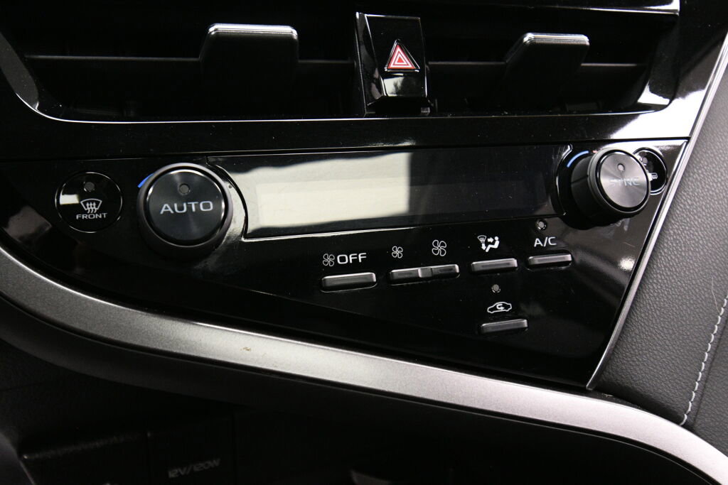 Certified 2022 Toyota Camry XSE image 21