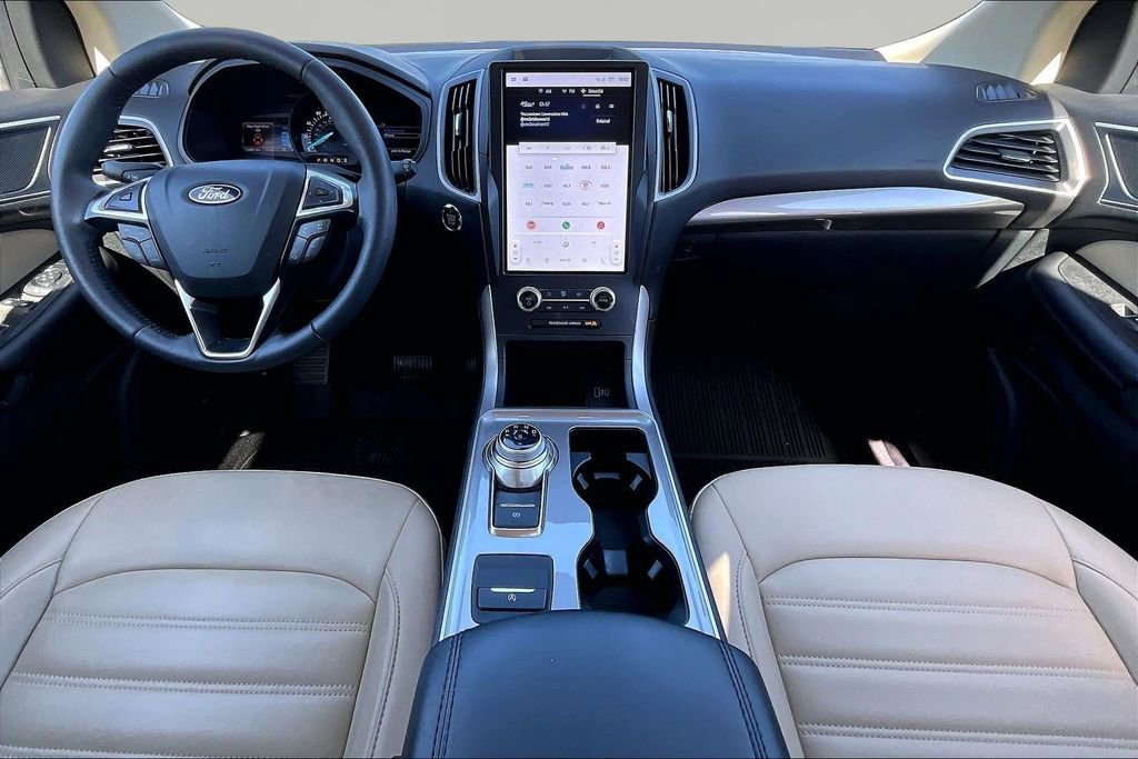 Certified 2024 Ford Edge SEL w/ Convenience Package AWD/4WD image 16