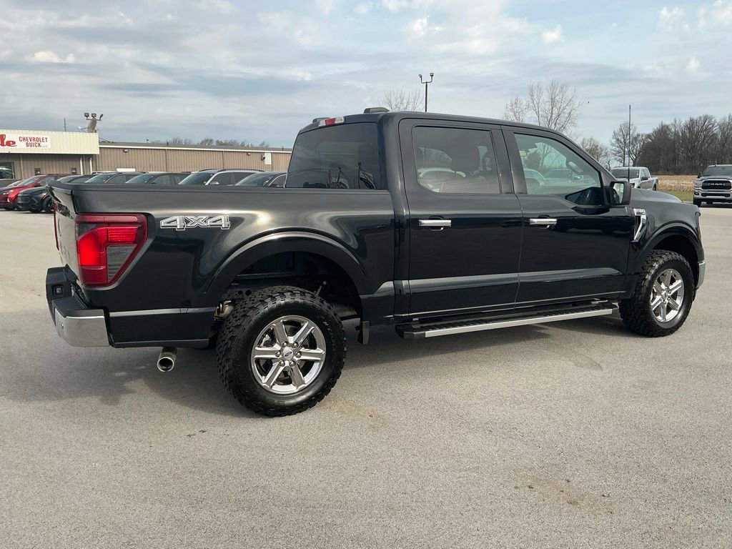Used 2025 Ford F150 XLT w/ Equipment Group 301A Standard AWD/4WD image 3