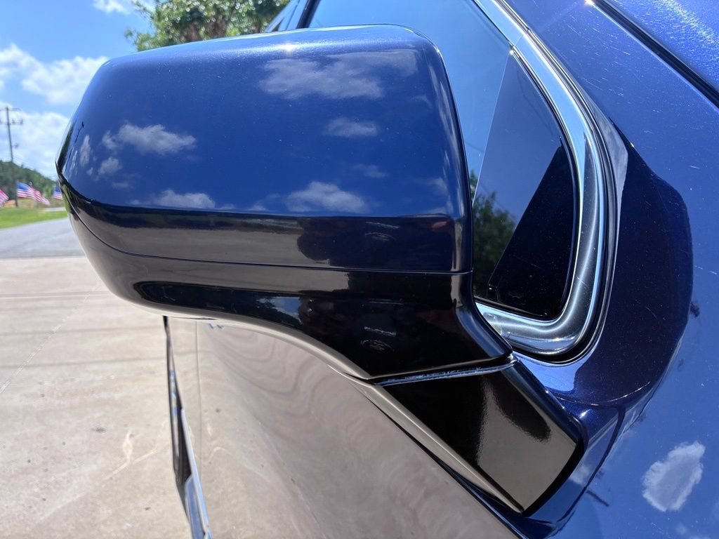 Used 2024 GMC Yukon SLT RWD image 6