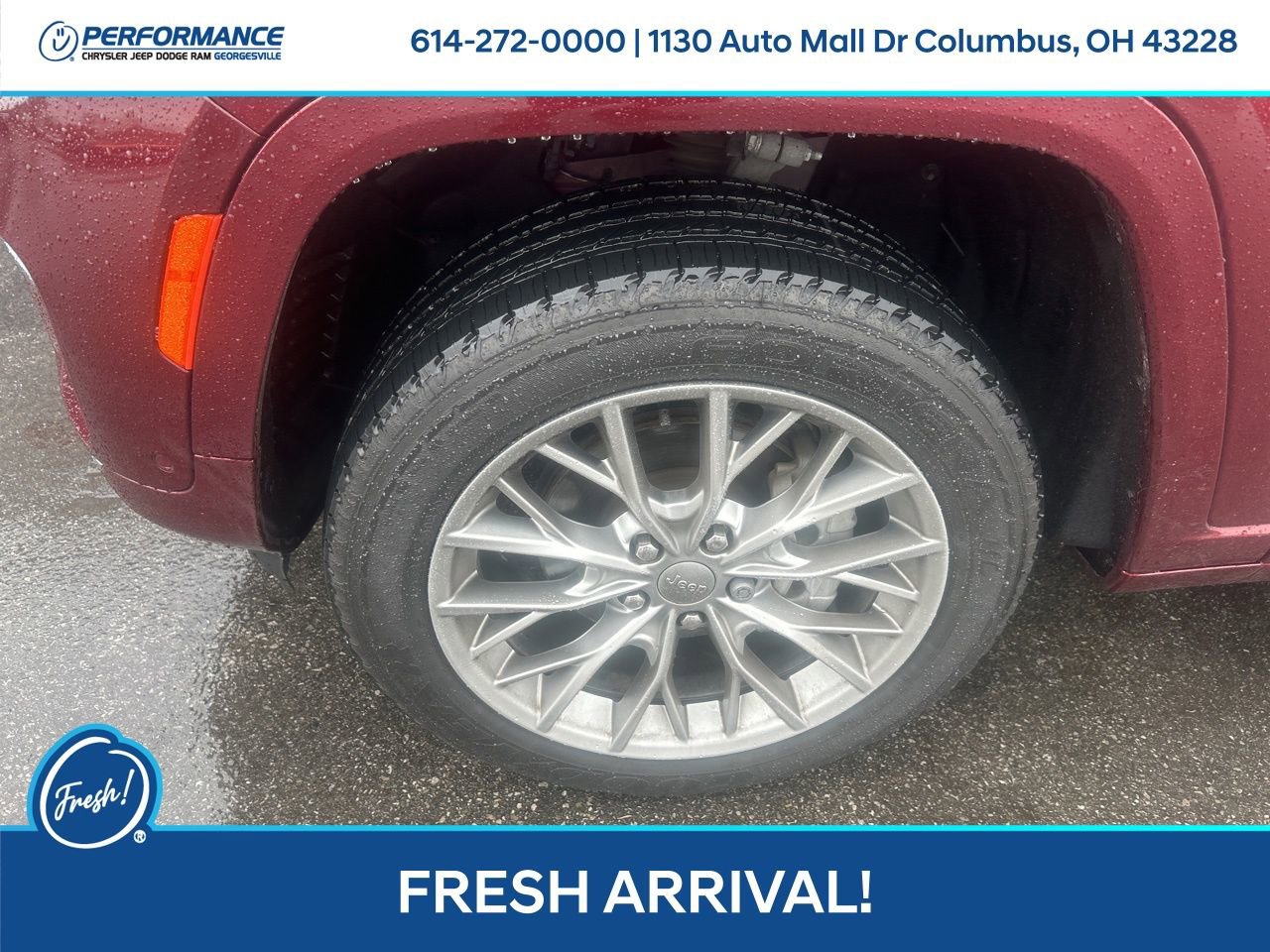 Used 2022 Jeep Grand Cherokee Summit w/ Luxury Tech Group V AWD/4WD image 10