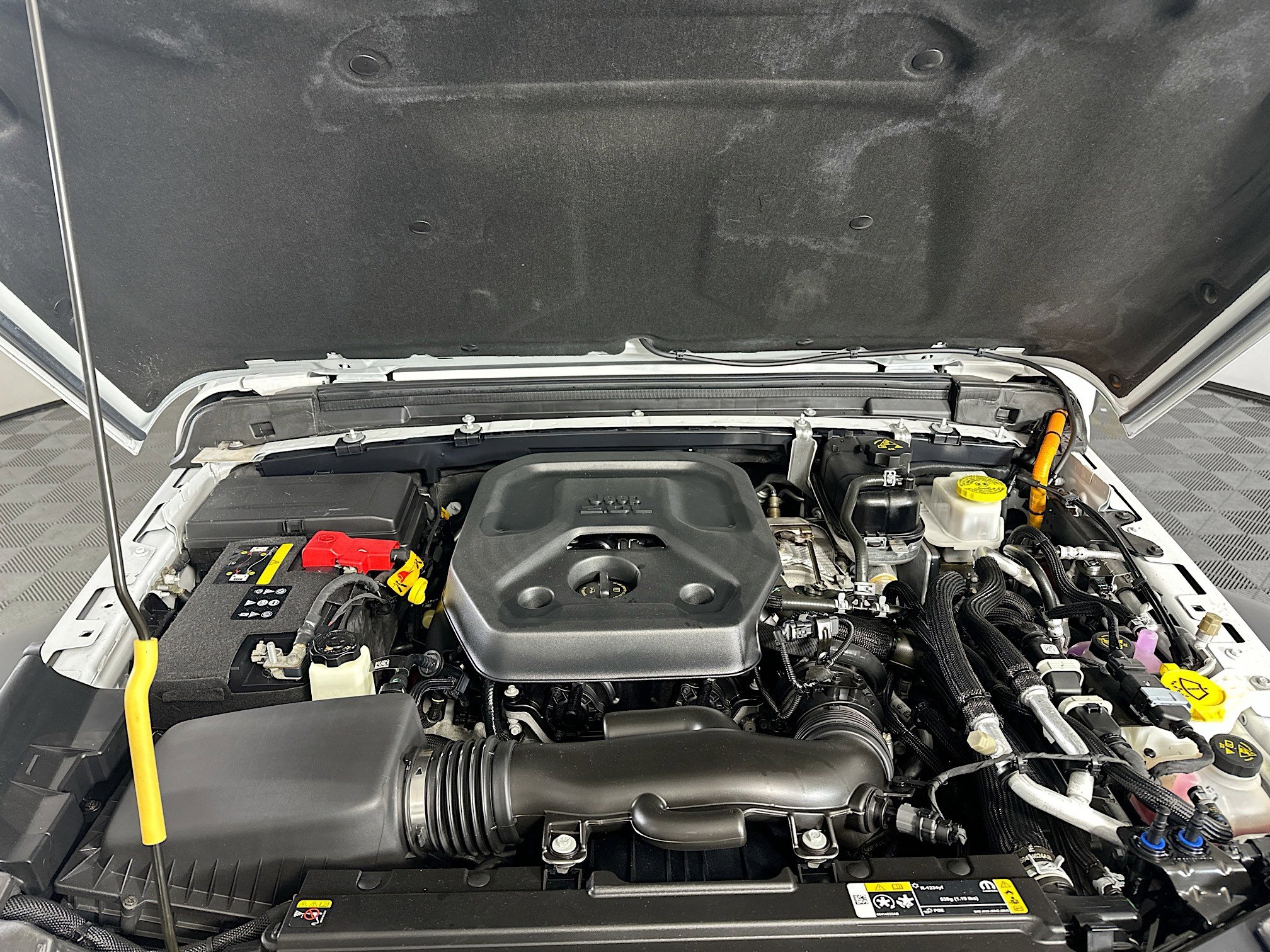 Used 2023 Jeep Wrangler Unlimited w/ Cold Weather Group image 33