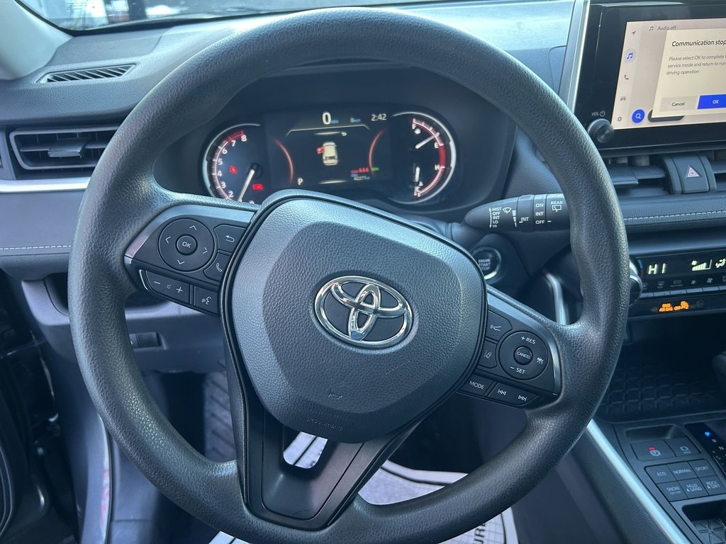 Used 2024 Toyota RAV4 XLE image 19