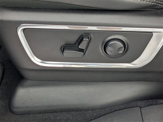 Used 2025 RAM 1500 Laramie image 14