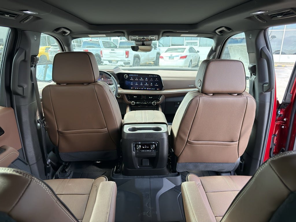 New 2026 Chevrolet Tahoe High Country w/ Sun And Tow Package AWD/4WD image 13