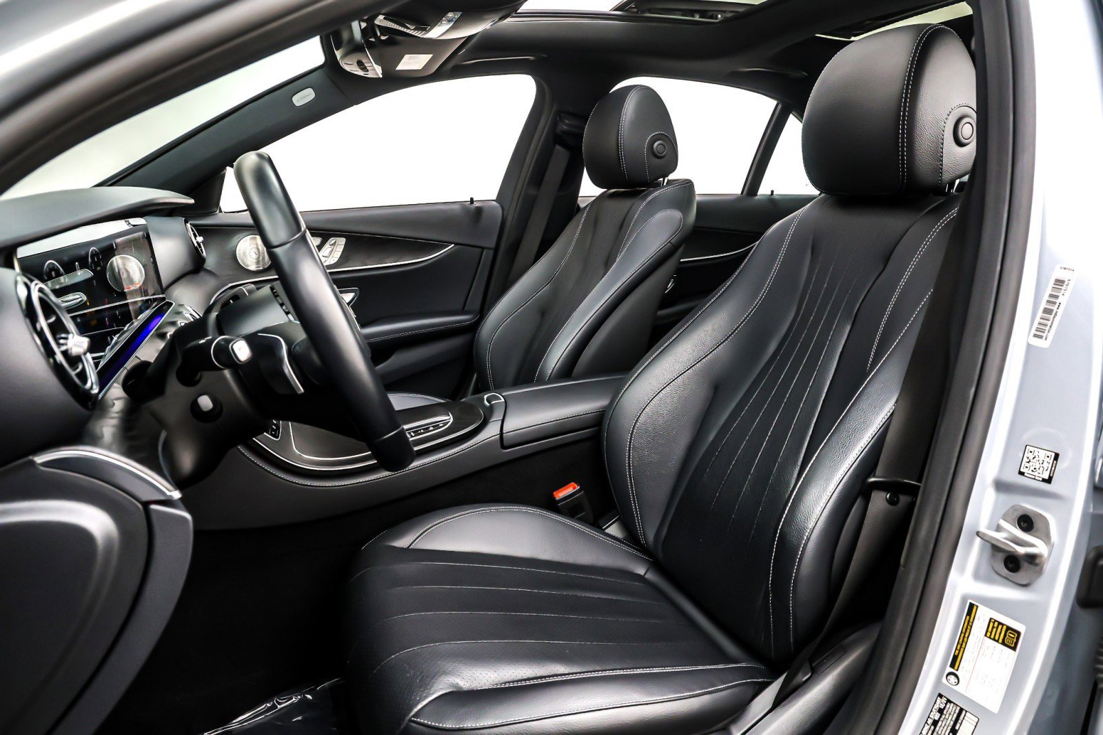 Used 2022 Mercedes-Benz E 350 Sedan image 17