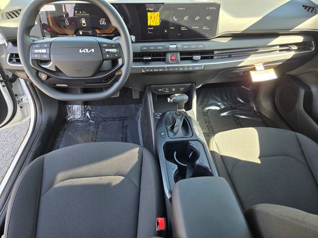 New 2026 Kia K4 LX image 27