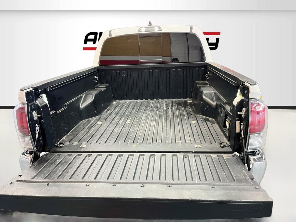 Used 2023 Toyota Tacoma TRD Off-Road AWD/4WD image 24