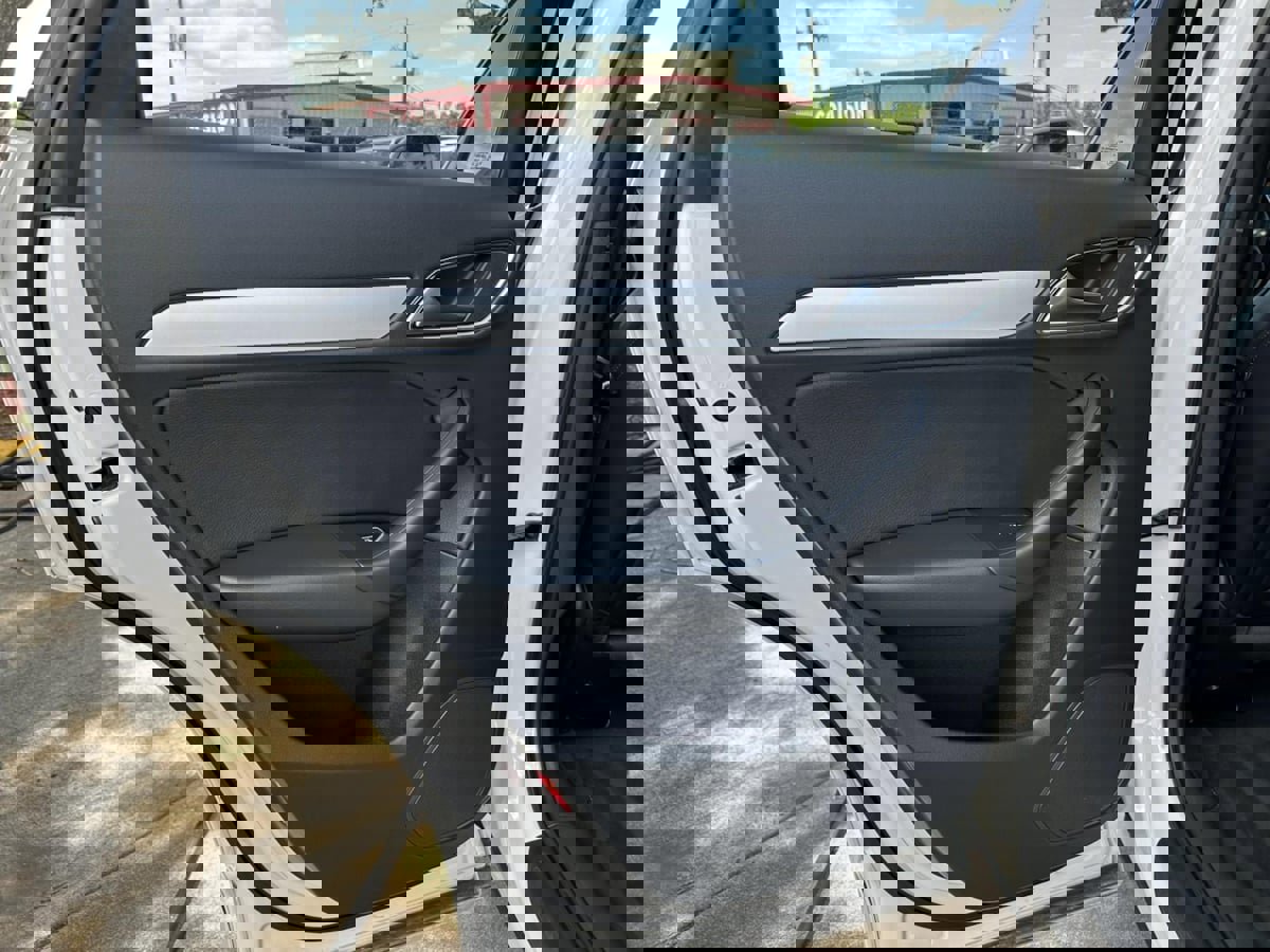 Used 2017 Audi Q3 2.0T Premium w/ Convenience Package image 11