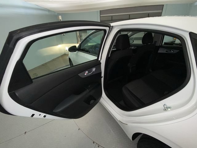 Used 2023 Kia Forte LXS FWD image 21