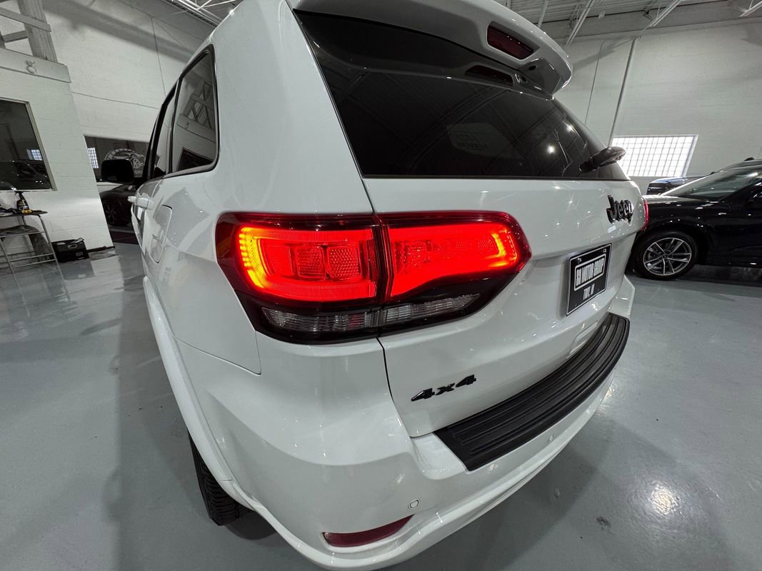 Used 2020 Jeep Grand Cherokee Altitude image 42