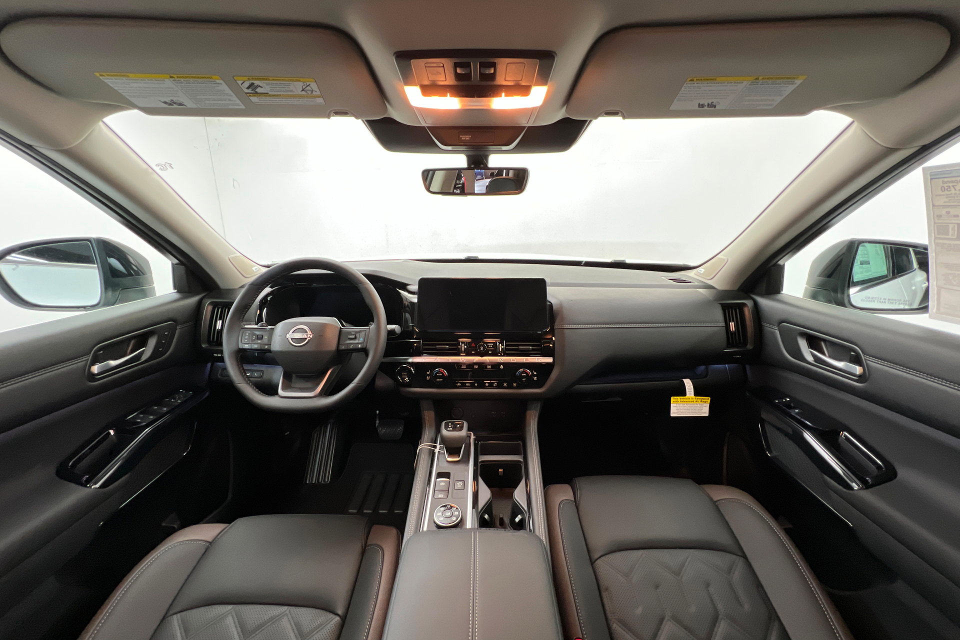 New 2026 Nissan Pathfinder Platinum image 9