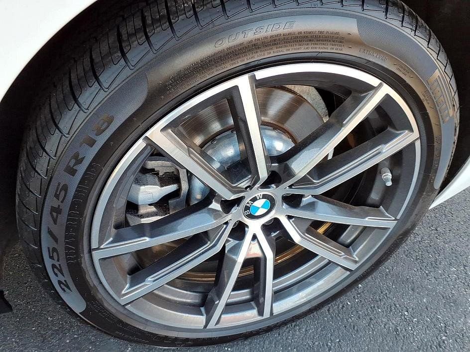 Used 2023 BMW 230i xDrive 230i xDrive w/ Convenience Package image 9