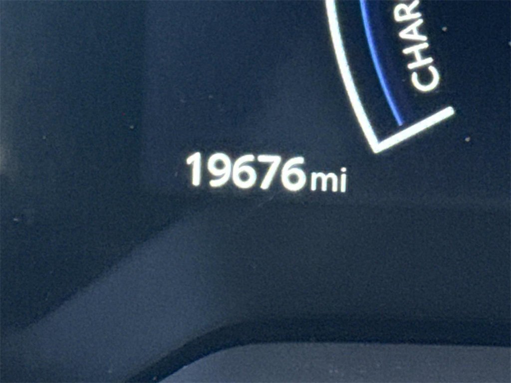 Used 2023 Toyota Corolla Cross XSE w/ Convenience Package image 31