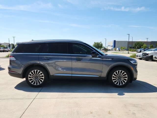 Certified 2023 Lincoln Aviator AWD w/ Premium Package image 2