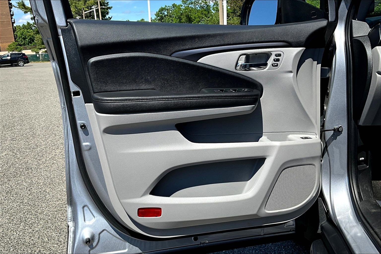 Used 2022 Honda Pilot Special Edition image 18