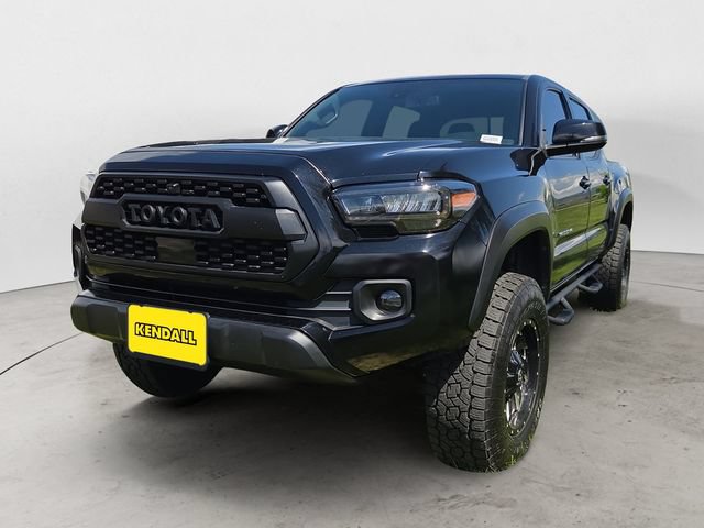 Used 2022 Toyota Tacoma TRD Off-Road AWD/4WD image 1