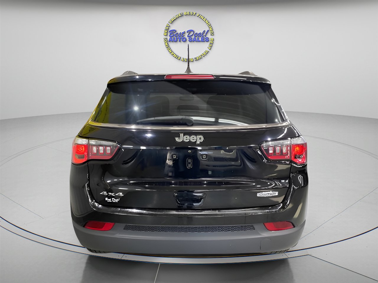 Used 2019 Jeep Compass Latitude w/ Cold Weather Group image 4