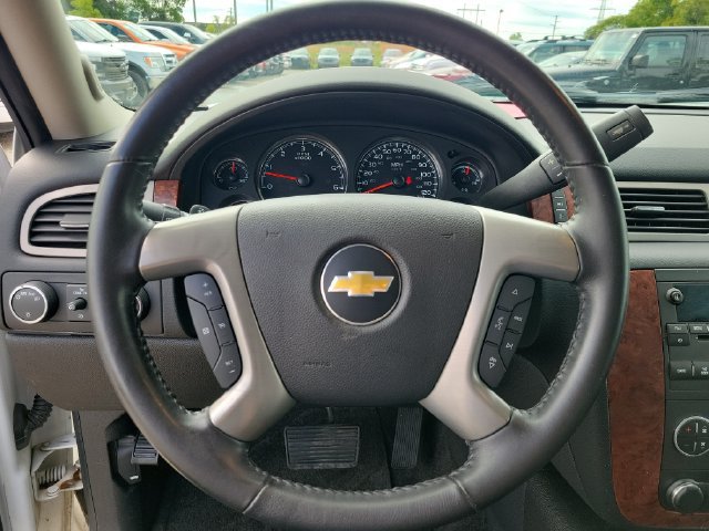 Used 2012 Chevrolet Avalanche LT w/ All-Star Edition AWD/4WD image 12