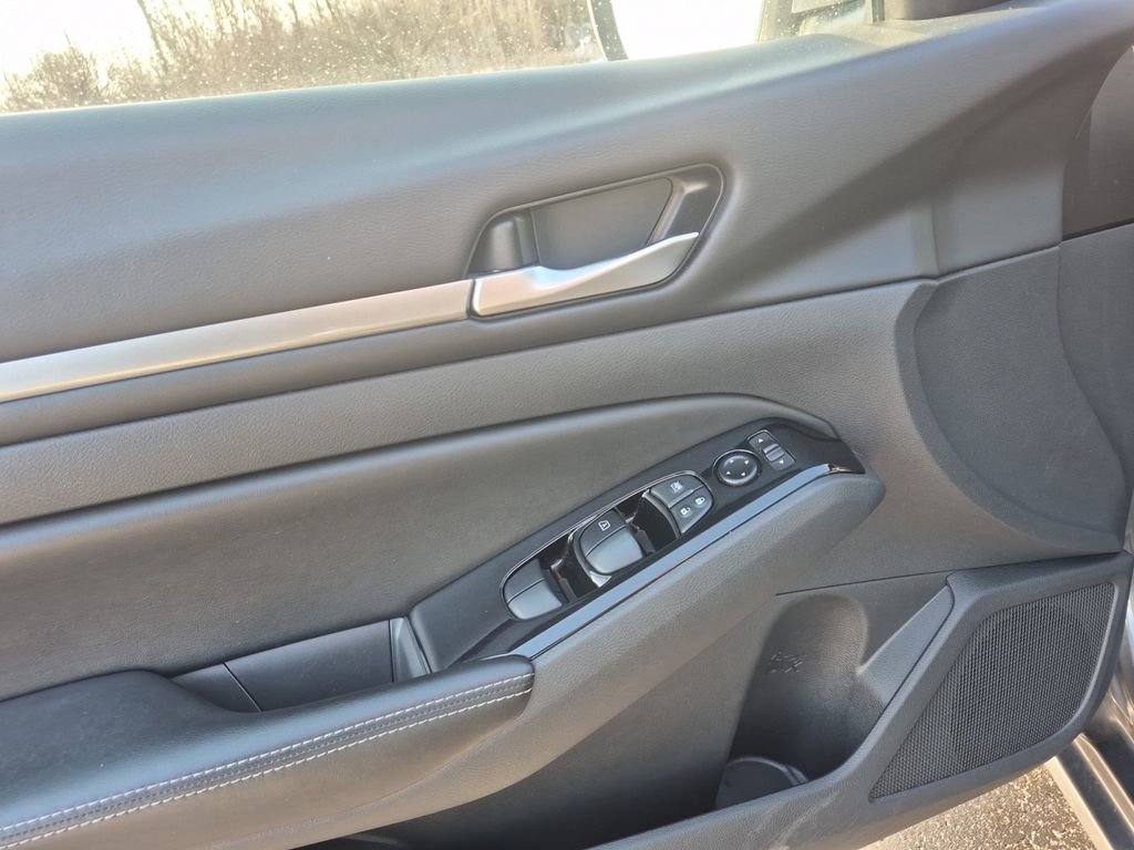 Used 2023 Nissan Altima 2.5 SV image 20