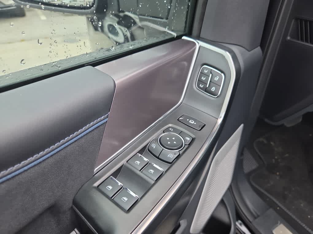 New 2026 Ford F350 Platinum AWD/4WD image 24