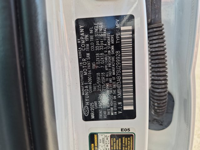 Used 2025 Hyundai Kona SEL FWD image 24