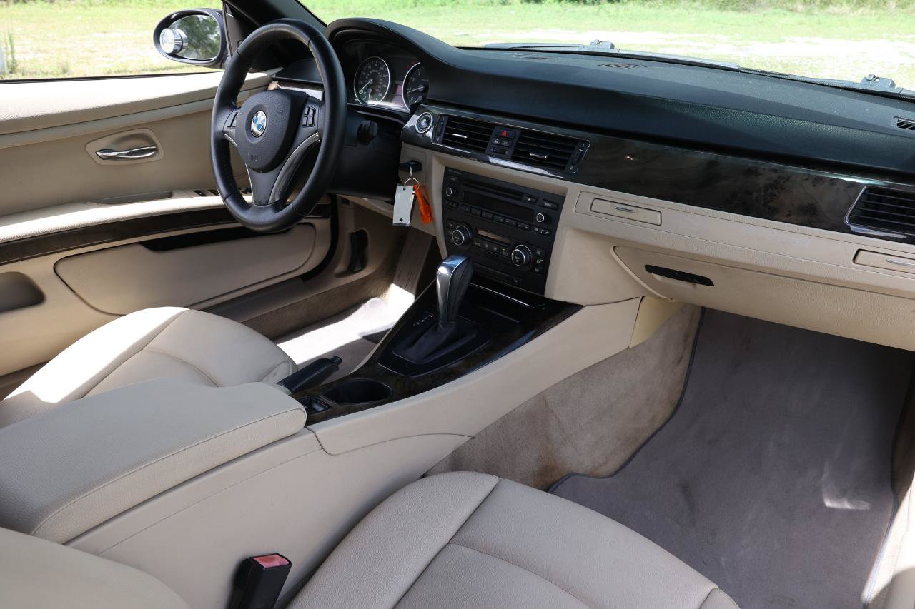 Used 2009 BMW 328i Convertible RWD image 18