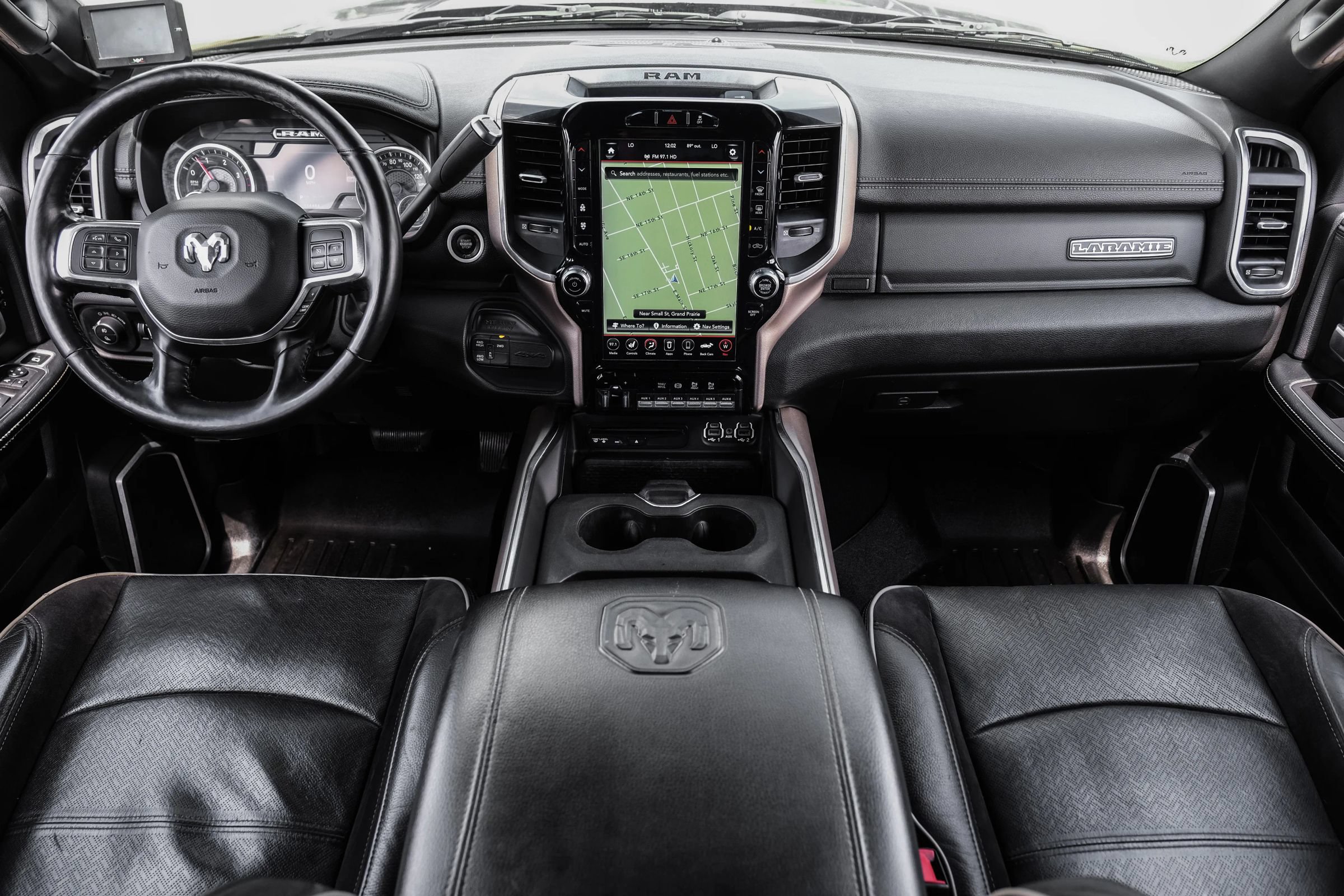 Used 2019 RAM 3500 Laramie AWD/4WD image 17