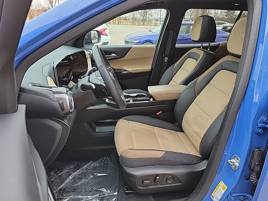 Used 2025 Chevrolet Equinox ACTIV w/ Convenience Package III image 8