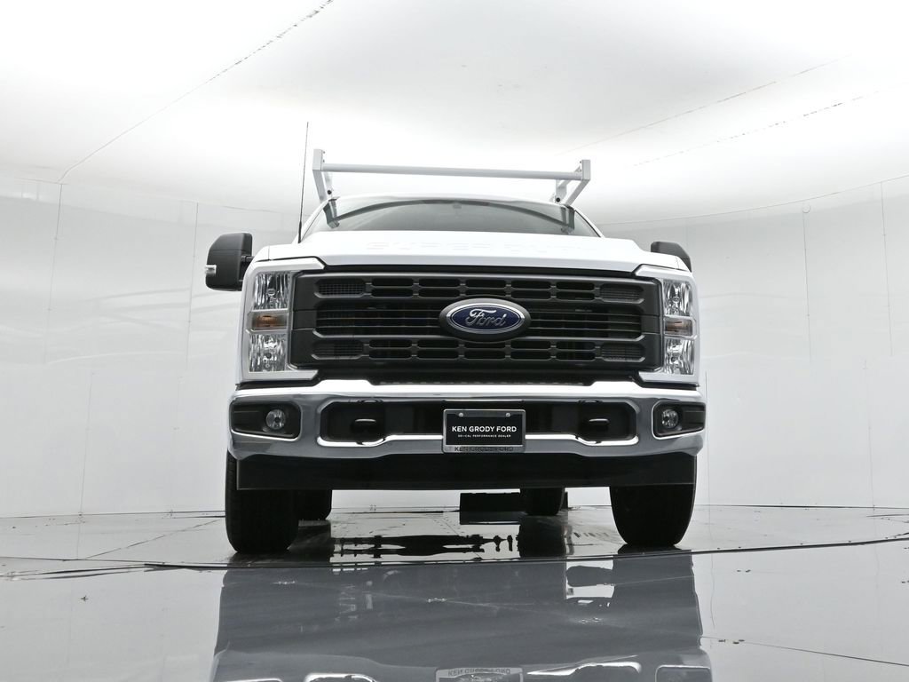New 2026 Ford F350 XL w/ XL Chrome Package image 54