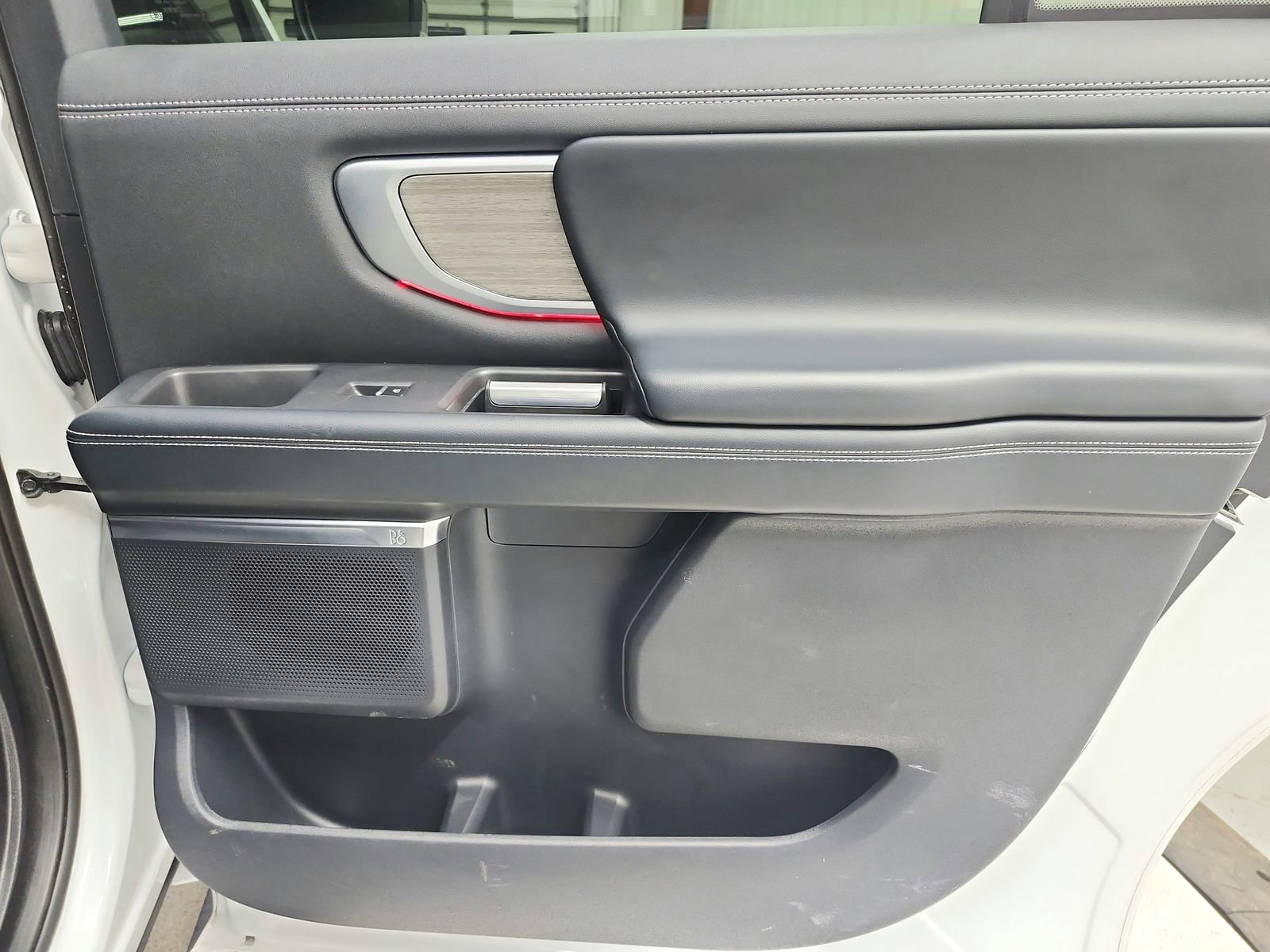 Used 2025 Ford Expedition Max Platinum image 44