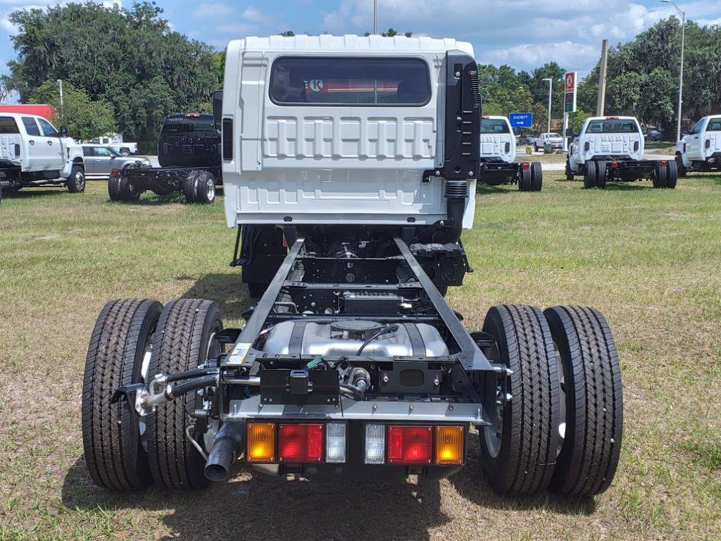 New 2024 Chevrolet Low Cab Forward image 5