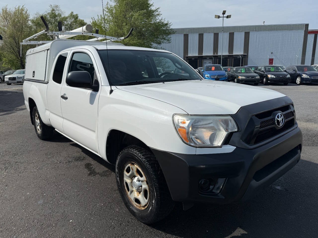 Used 2015 Toyota Tacoma 2WD Access Cab w/ Convenience Package image 3