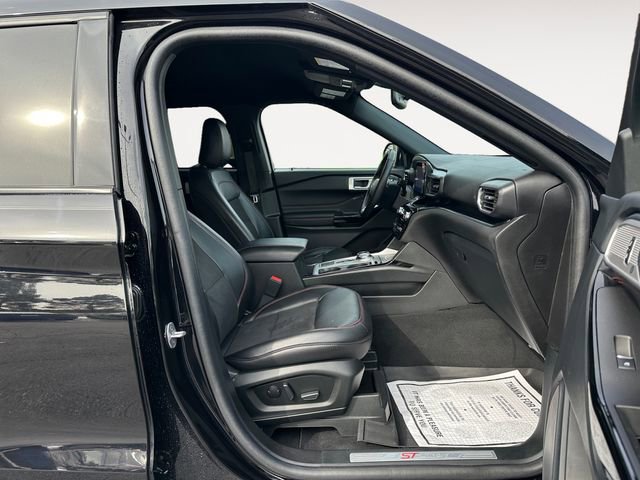 Used 2023 Ford Explorer ST-Line w/ Class IV Trailer Tow Package image 15