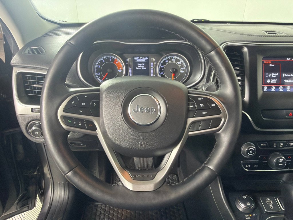 Used 2019 Jeep Cherokee Latitude Plus w/ Comfort/Convenience Group image 15