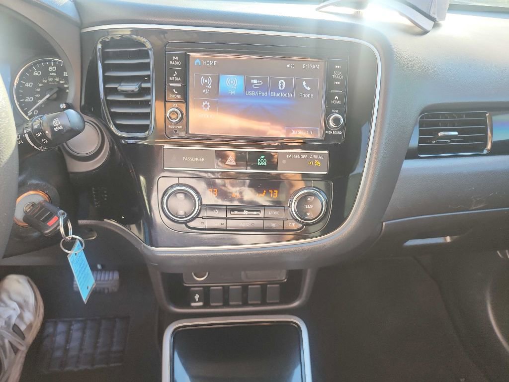 Used 2019 Mitsubishi Outlander ES image 18