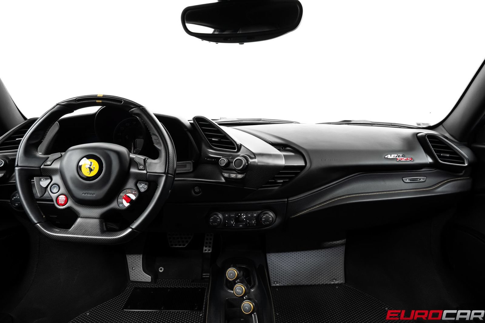 Used 2020 Ferrari 488 Pista Coupe RWD image 38