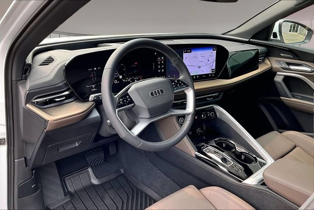 Used 2025 Audi Q5 Premium AWD/4WD image 17