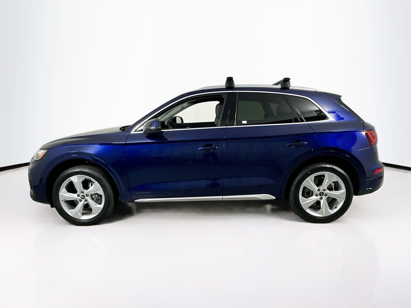 Used 2021 Audi Q5 2.0T Premium Plus w/ Premium Plus Package AWD/4WD image 8