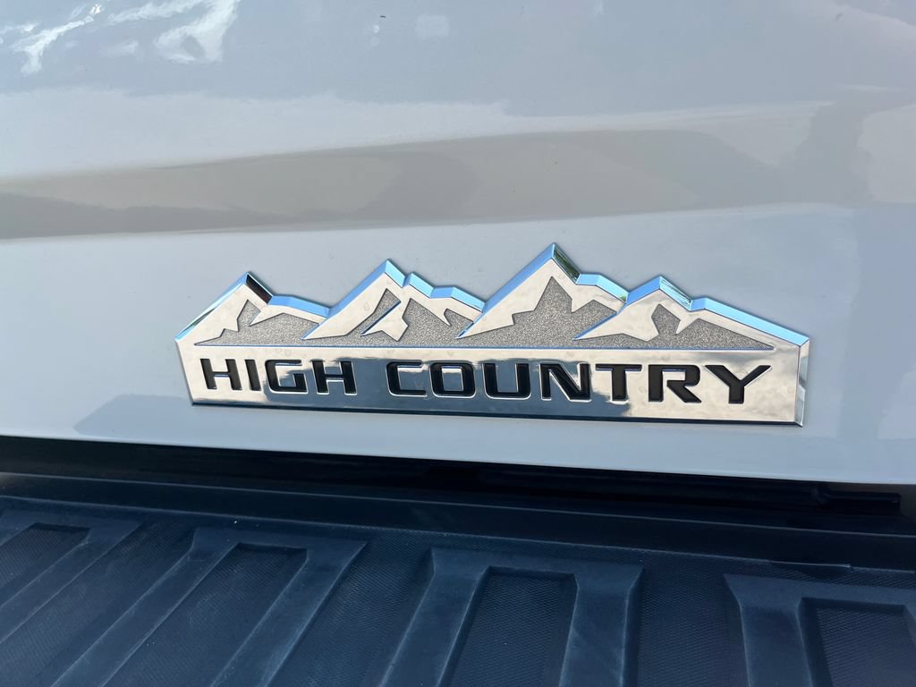 Used 2017 Chevrolet Silverado 1500 High Country AWD/4WD image 44