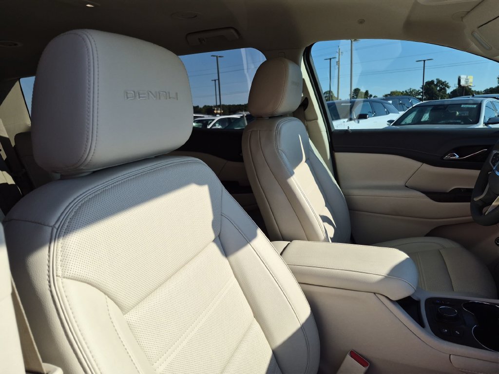 Used 2023 GMC Acadia Denali w/ Denali Technology Package AWD/4WD image 33